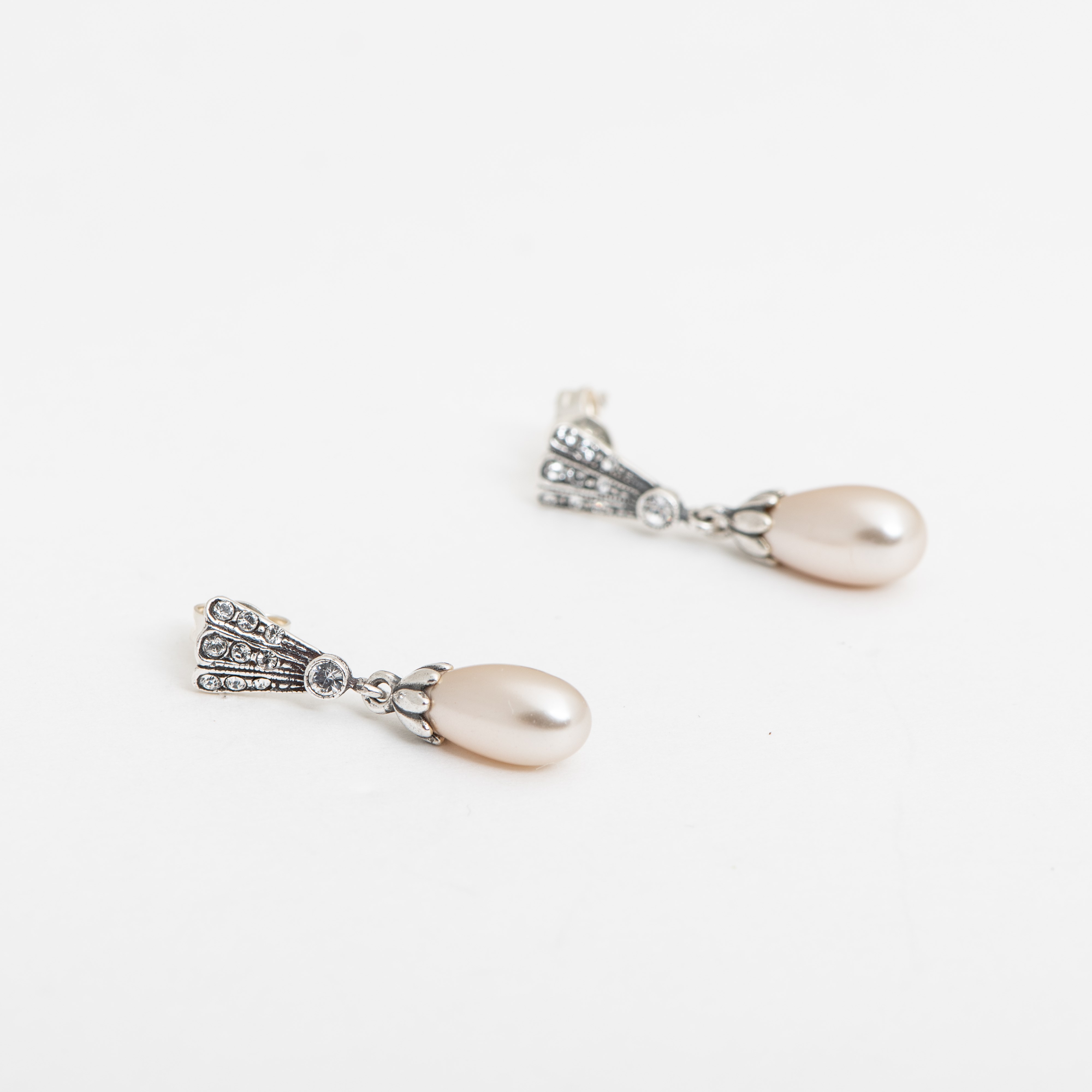 Isaura Earrings