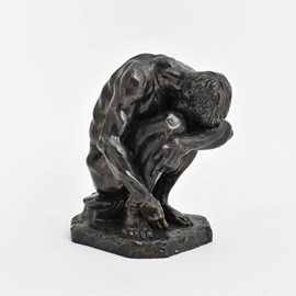 Sculpture Crouching man