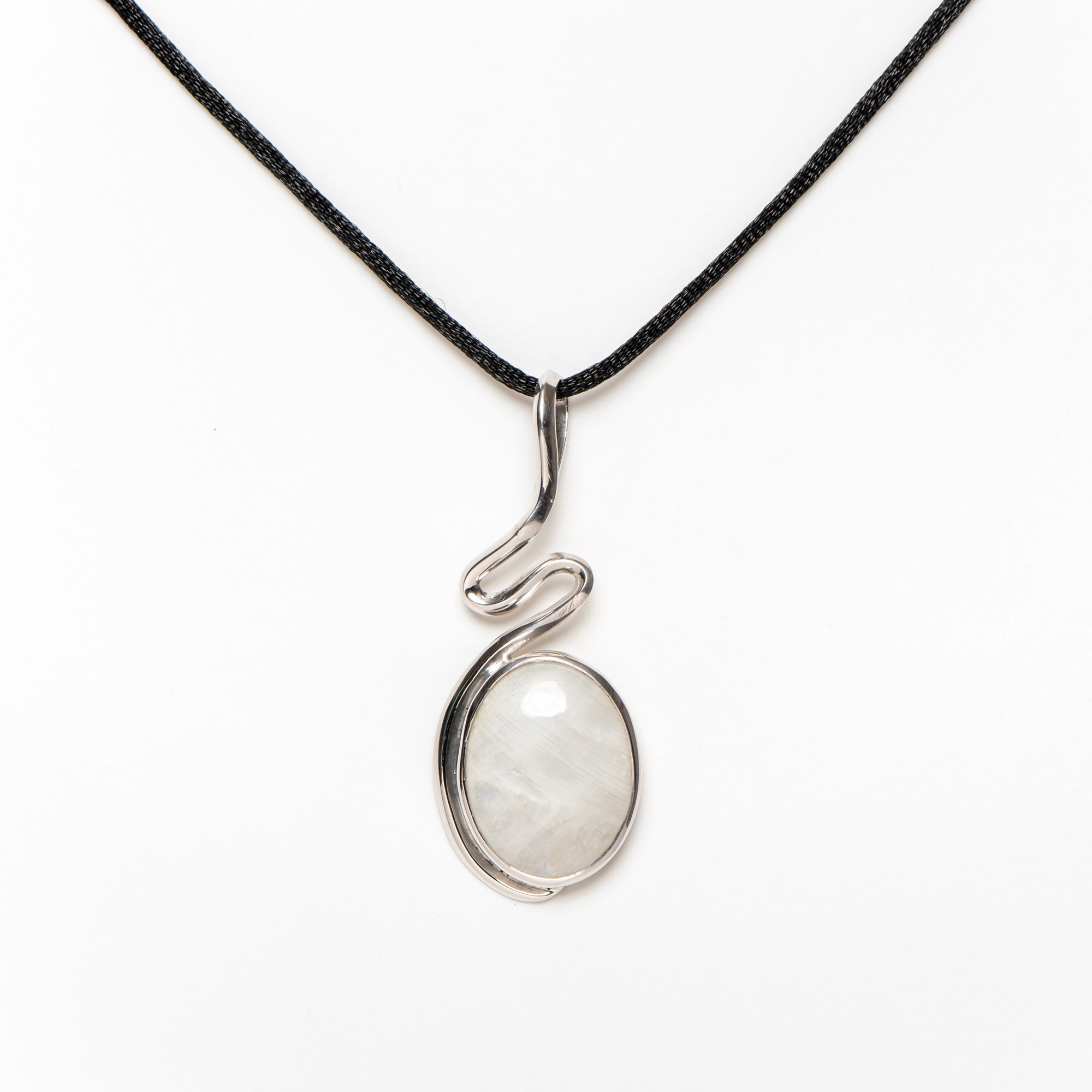 Necklace Rainbow Moonstone