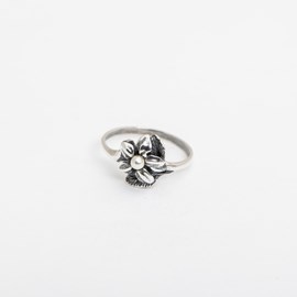 Ring Pearl Flower