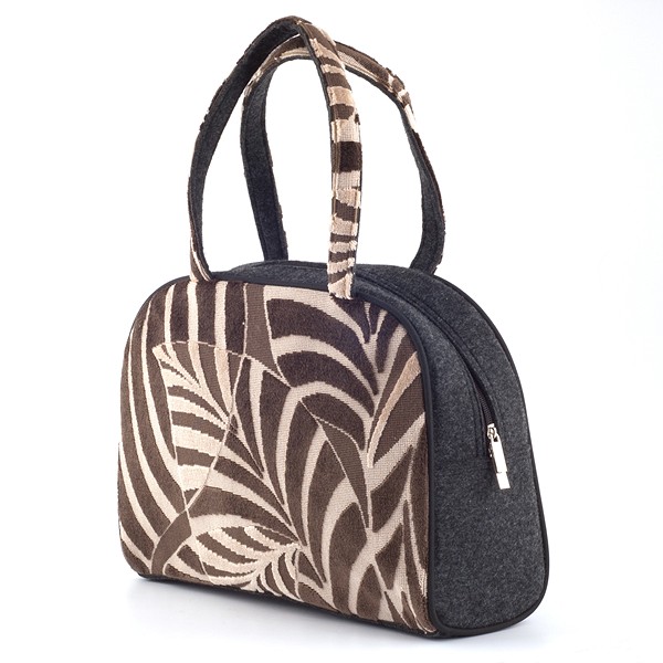 Handbag with palm motif in chocolate, combined with felt.
