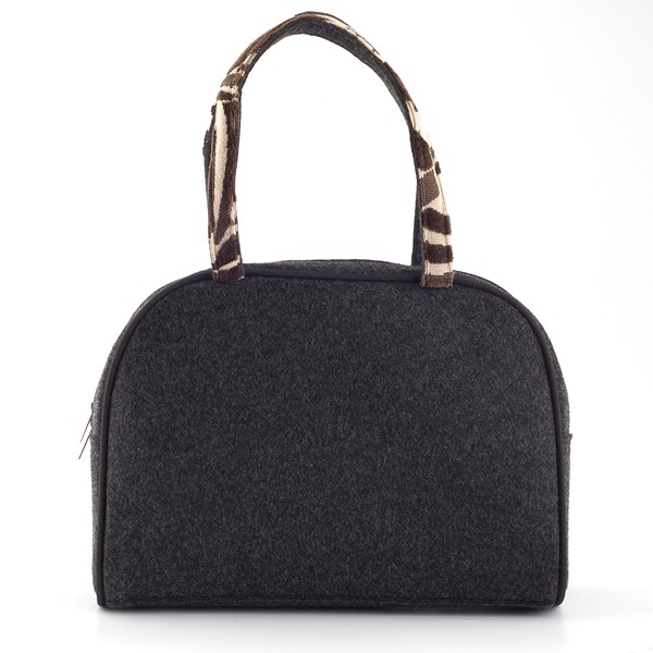 Handbag with palm motif in chocolate, combined with felt.