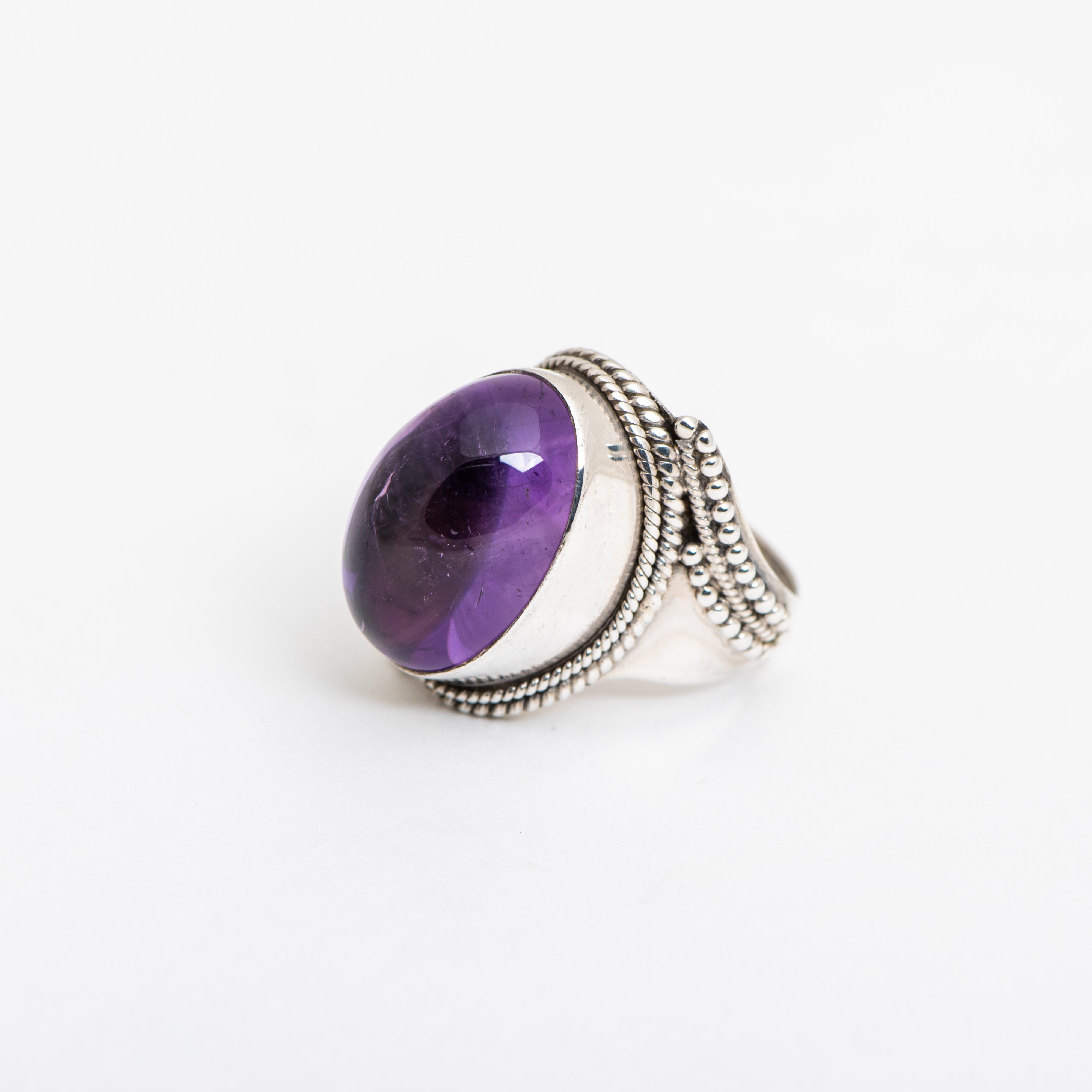 Ring Oval Amethyst