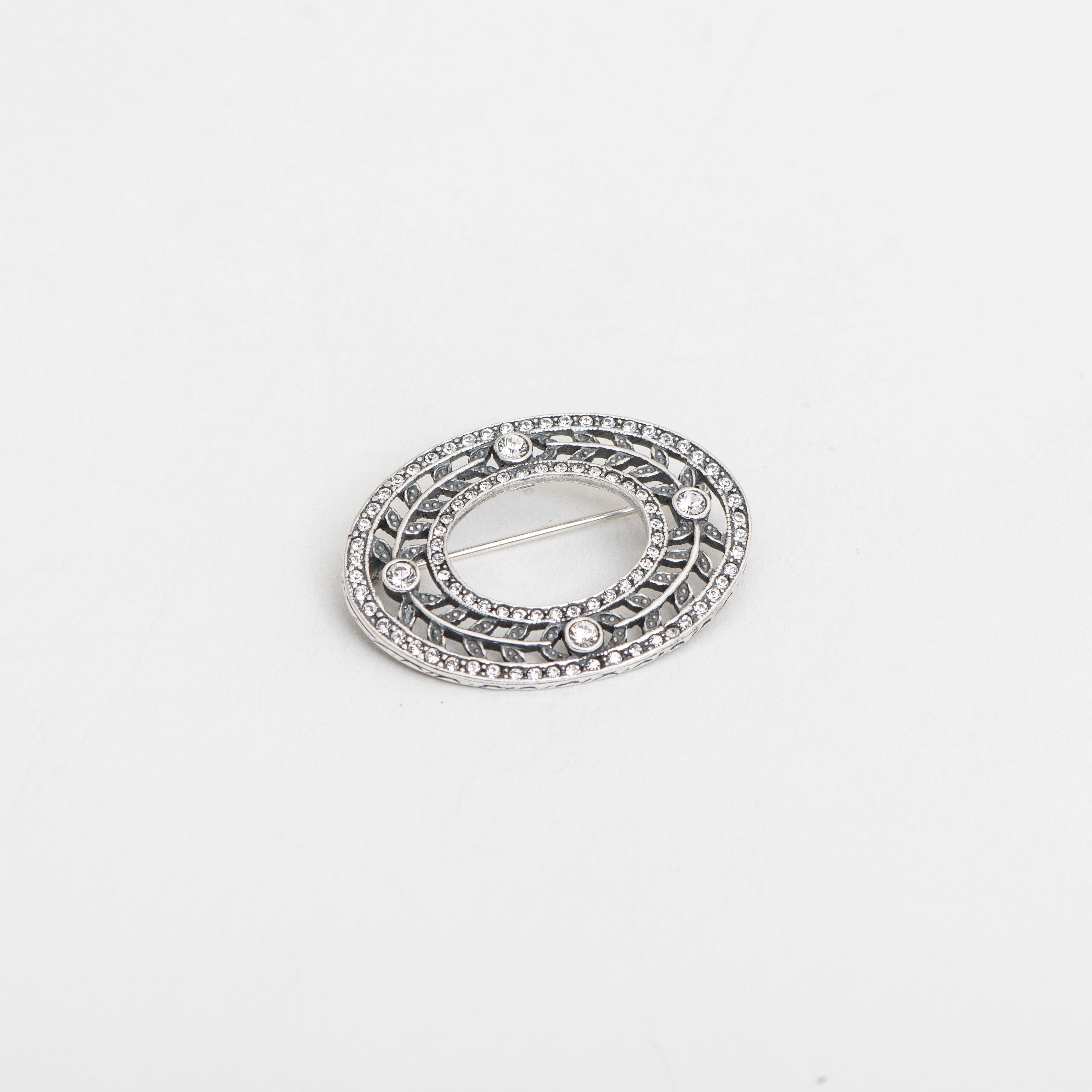 Brooch Laurel Wreath