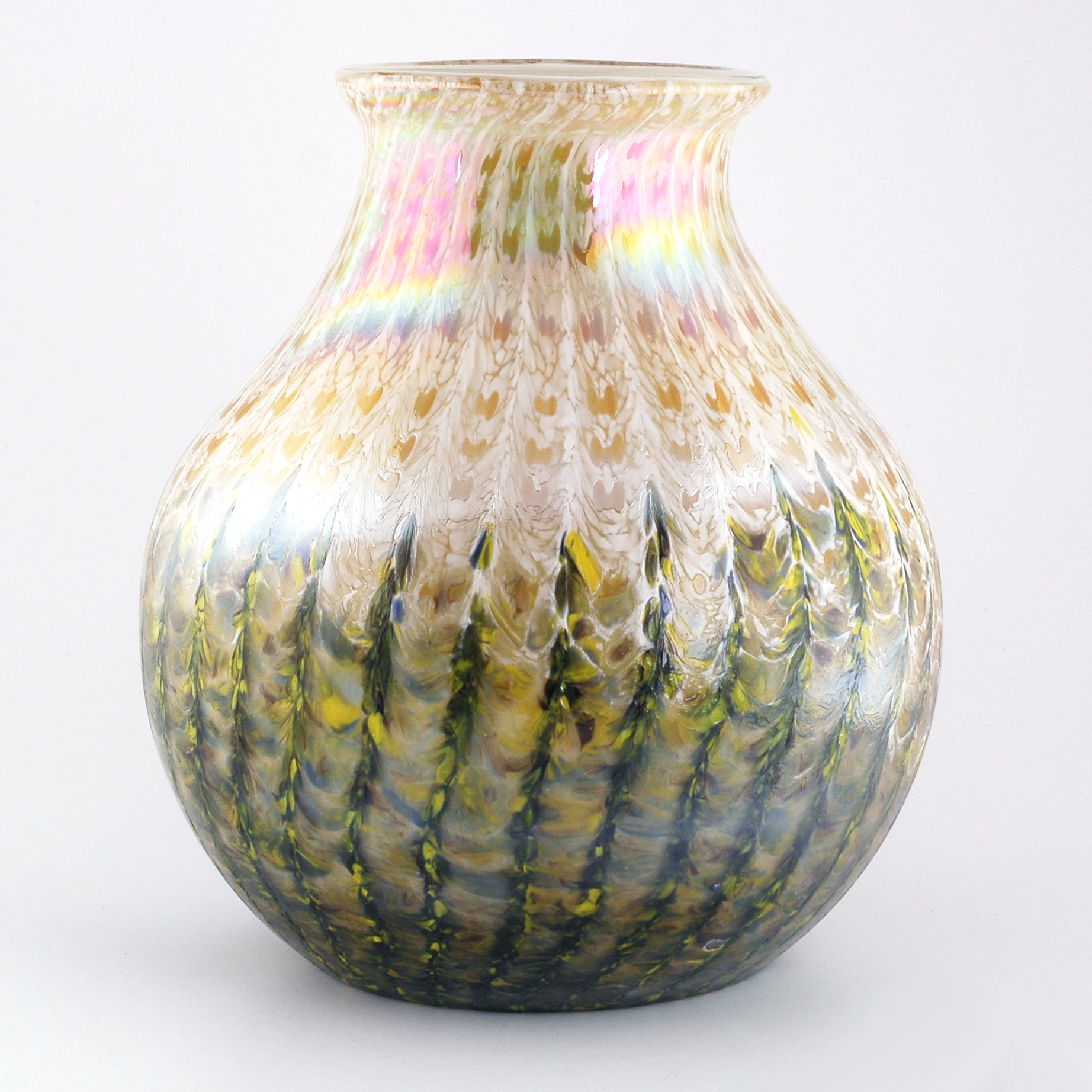 Vase Golden Rain Detail