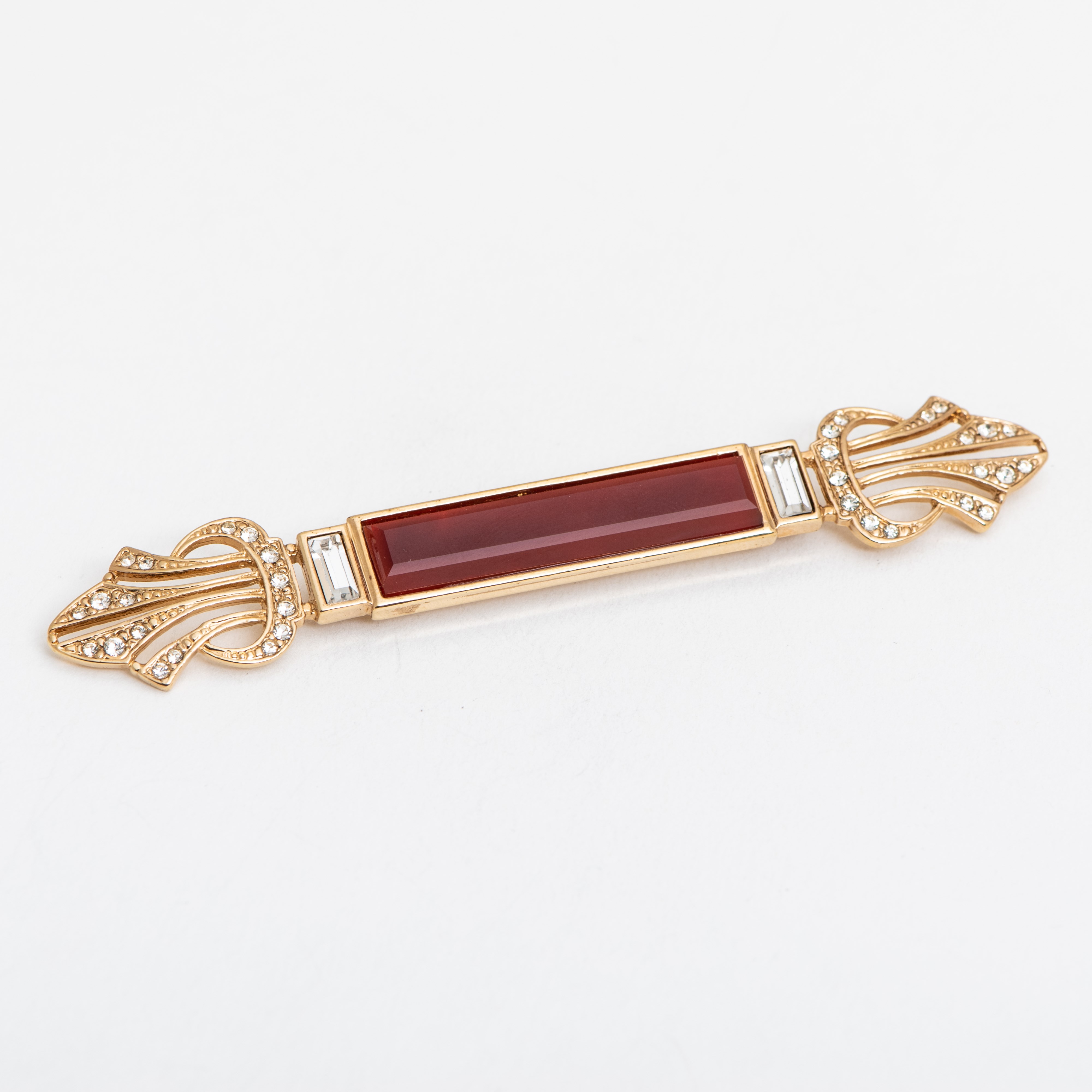 Brooch Lyrical
