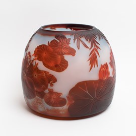 Cameo glass vase 