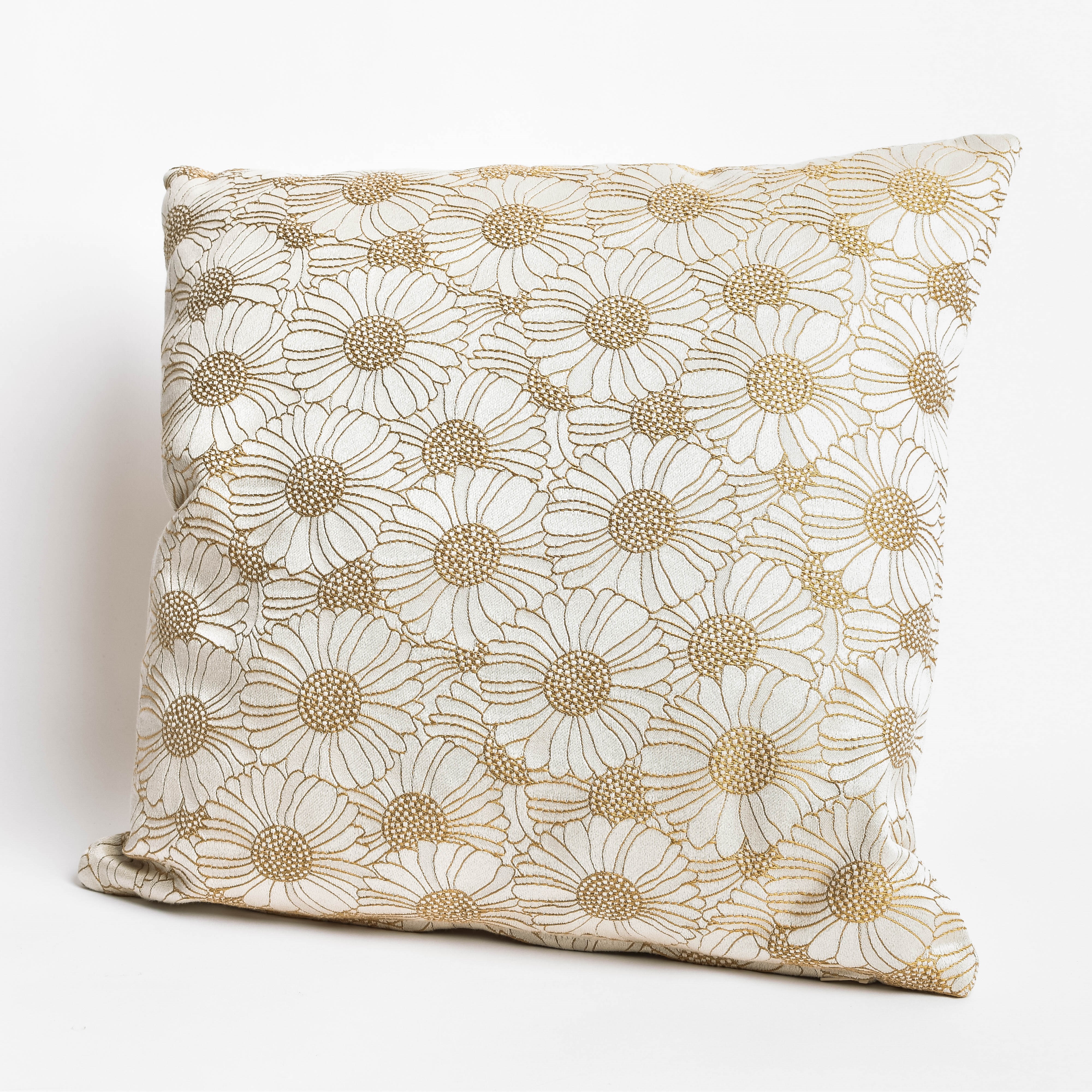 Cushion Meizoentje Beige