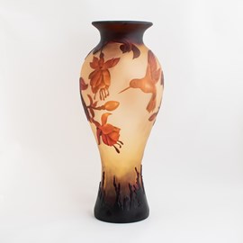 Vase Hummingbird