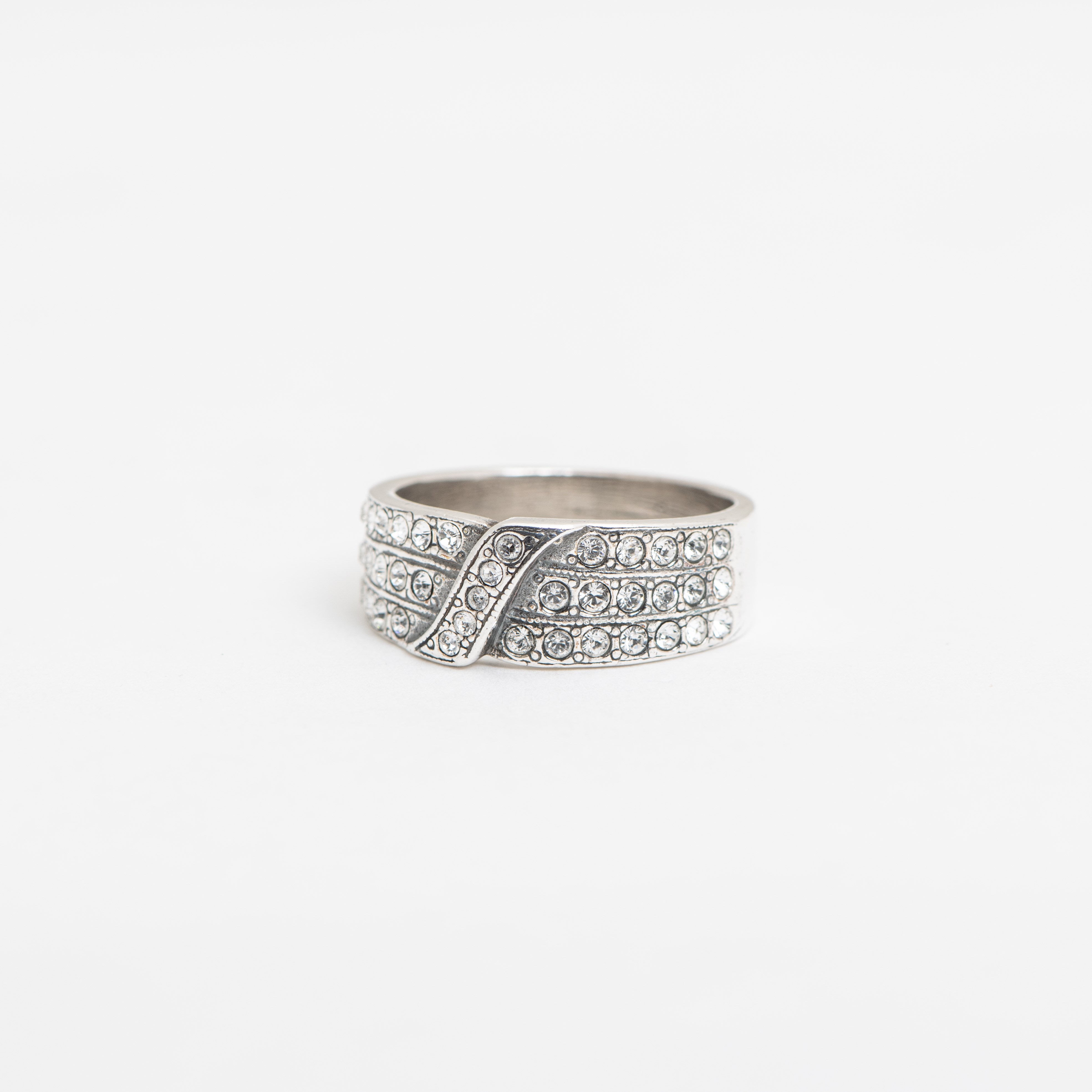 Linea Swarovski Crystals Ring