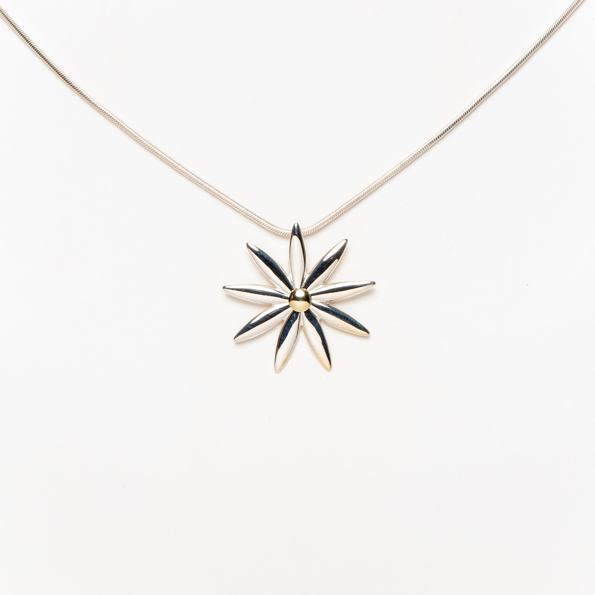 Necklace Daisy