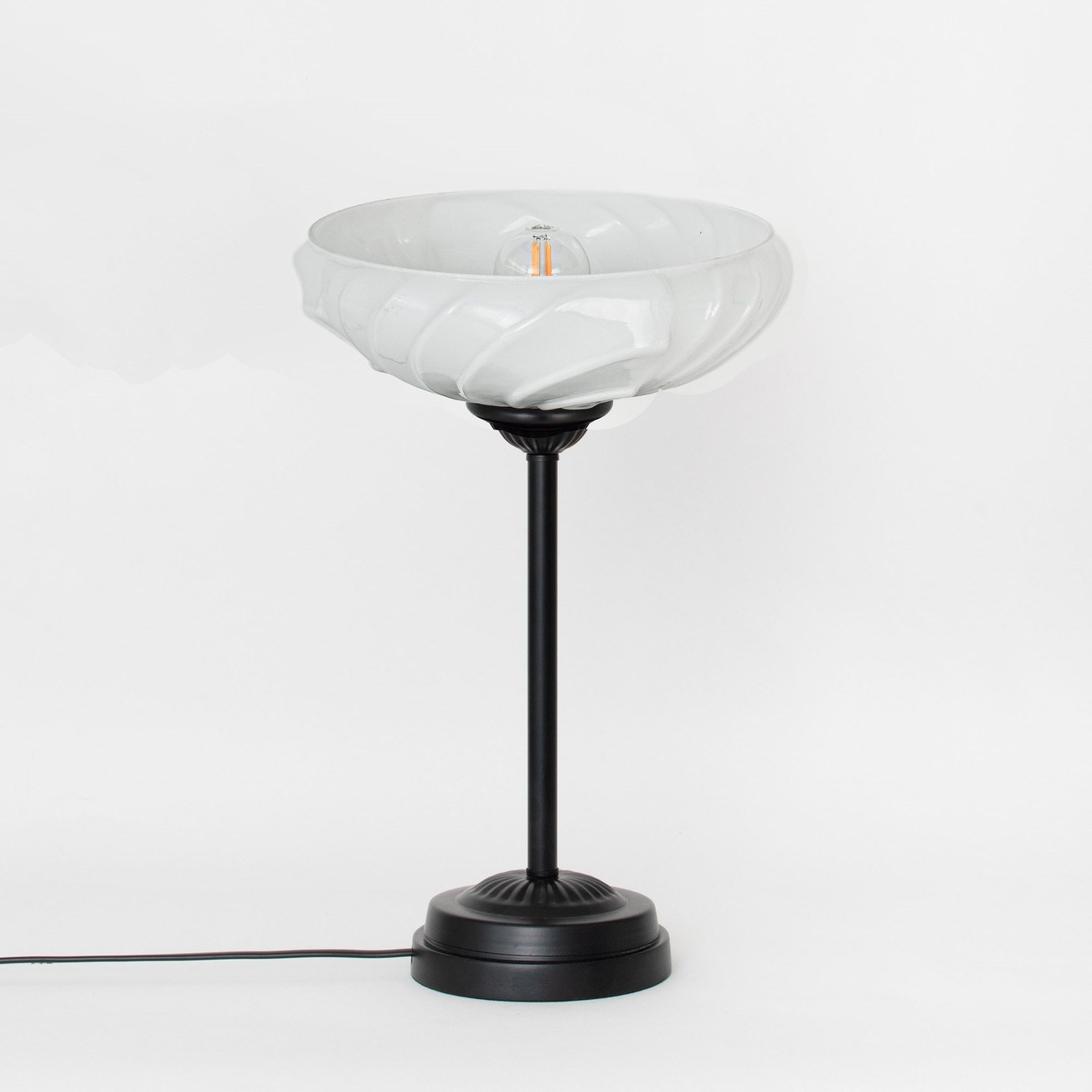 Slim Table Lamp  Moonlight.Swingbowl