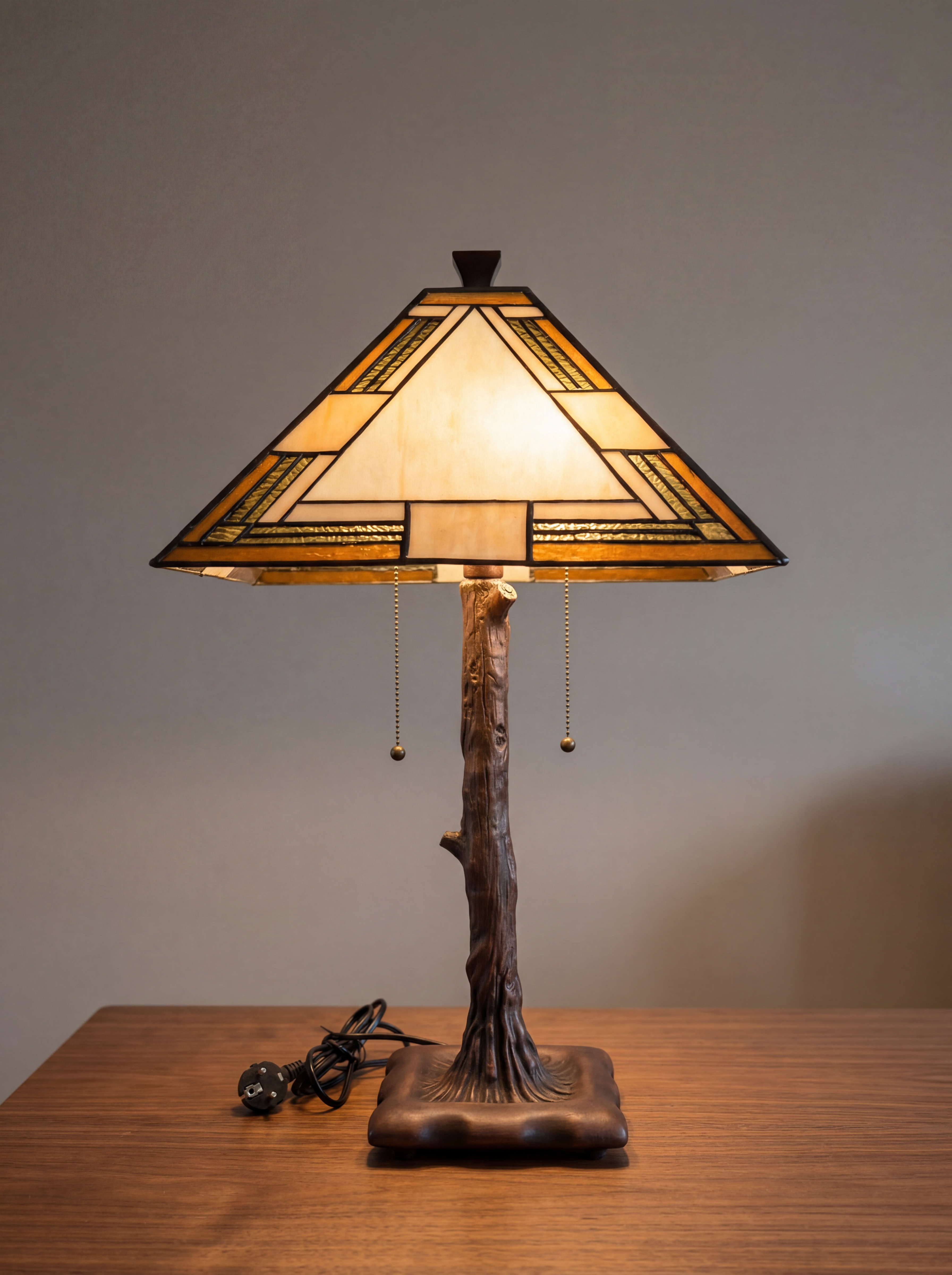 Tiffany Table lamp Indian Maple