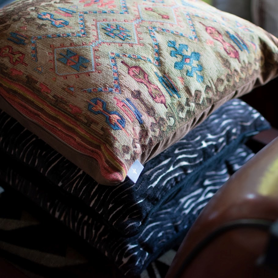 Classic Cushion Kelim
