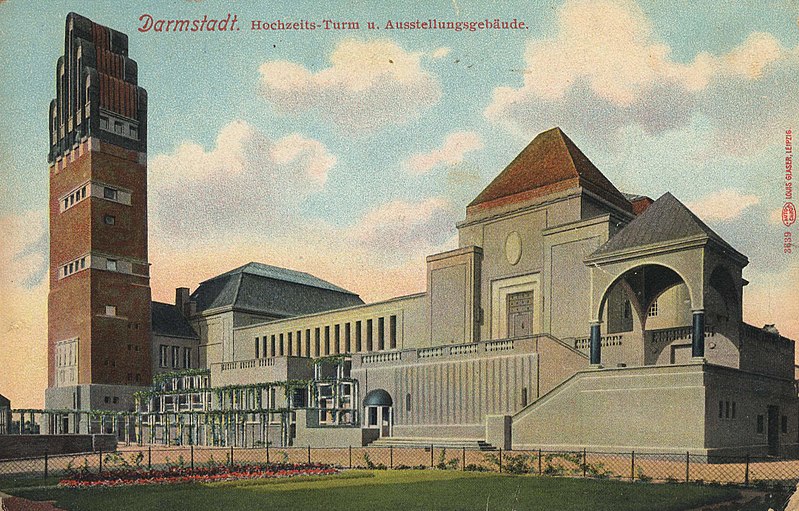 A postcard from Darmstadt from circa 1900. Image: Wikimedia Commons