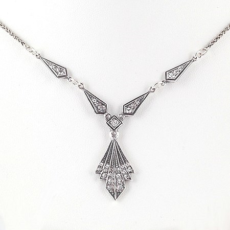 Twenties Collier